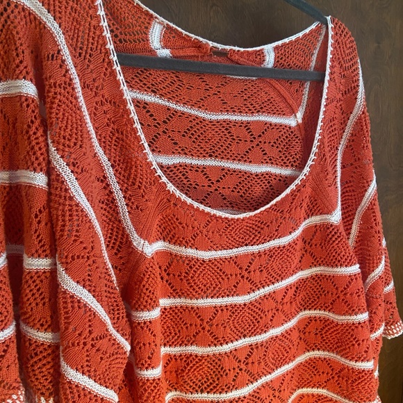 Free people pumpkin spice orange and white knot sweater. One size. Fits like 1x - Picture 2 of 6
